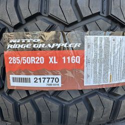 285/50/20 Nitto Grapplers 