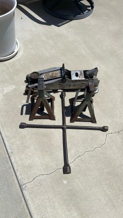 2 Ton Jack with Stands and Lug Wrench