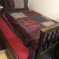 Trundle Bed With 3 Drawers And Mattresses 