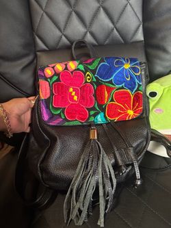 Black Leather purse / Bolso de piel Negro