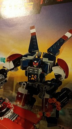 Lego Detroit Steel Strikes 76077