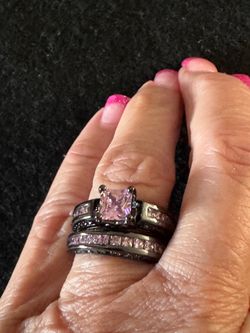 Pink Stone and Black Band size 7