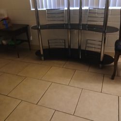 Glass Bar With 2 Wood  Stools 
