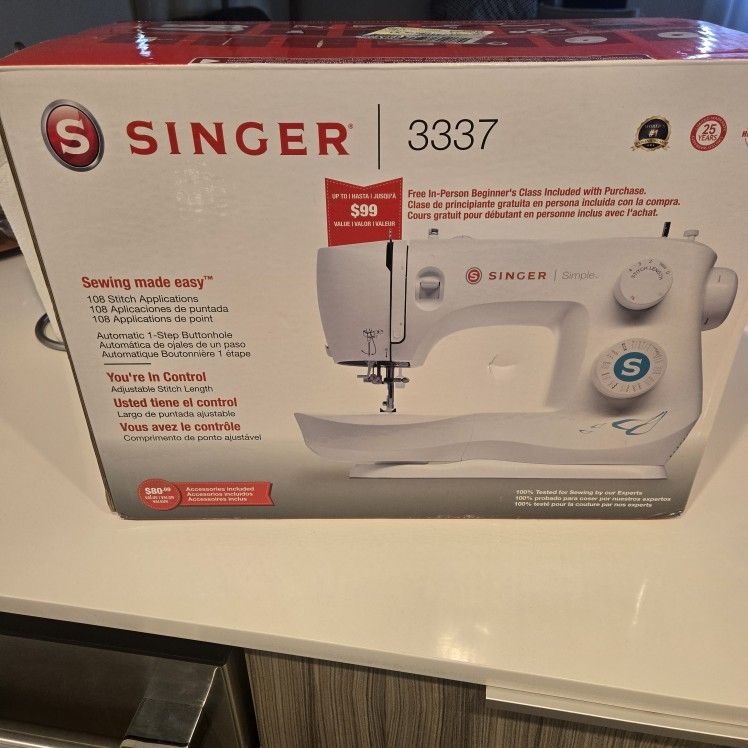 Brand NEW Sewing Machine