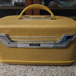 Vintage Airway Train Case Makeup Carry On