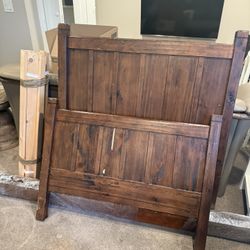 Pottery Barn Twin Bed