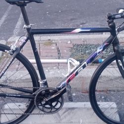 FELT  F75  CARBON / ALUMINUM ROAD BIKE