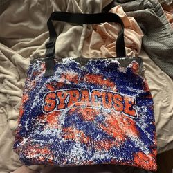 SU duffel bag with reversible sequins!