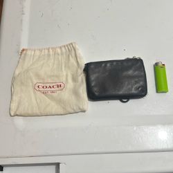 COACH LEATHER WRISTLET 