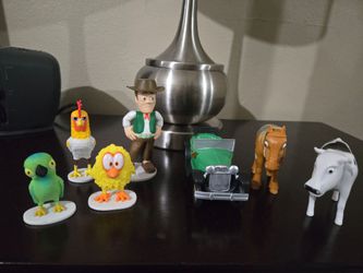 La Granja De Zenon Toys $15