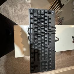 Logitech Pro keyboard 120%
