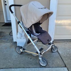 Mamas & Papas Urbo Stroller. In good condition.