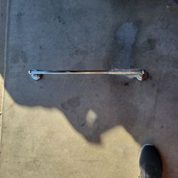 24 "Chrome  Towel Horlder $5.