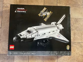 LEGO SPACE SHUTTLE MODEL LIMITED PRODUCTION