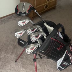 Strata Golf Set