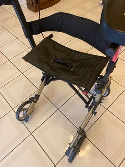 Folding Rollator Walker with Seat