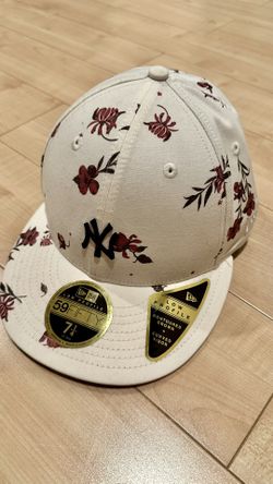 Kith New Era Floral Hat Size 7 1/4