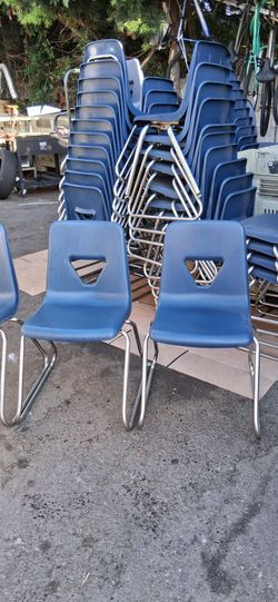 I have 70 stackable chairs in very good condition.