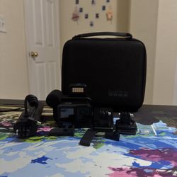 Go pro Hero 12 Black Bundle!