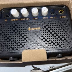 Donner DA-10 Mini Guitar Amp Portable Small Electric Guitar Amplifier 5W