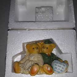 VINTAGE 1997 PRISCILLA HILLMAN CHERISHED TEDDIES #302716 FOREVER YOURS, FOREVER TRUE WITH BOX AND CERTIFICATE AND PAPERS SEALED ON BOTTOM OF BOX