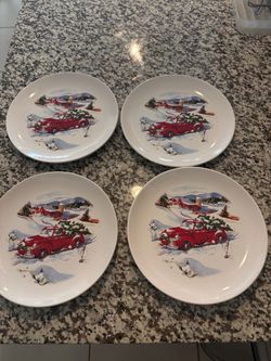 Heritage Christmas 4 salad plates