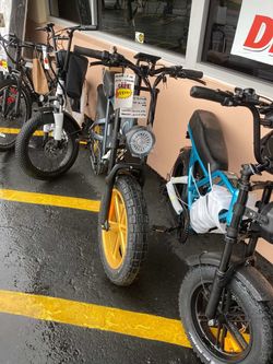 Bisicletas eléctricas diferentes modelos