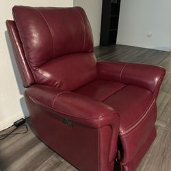leather red castmore electric recliner rooms to go