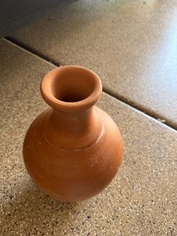 Mud water pot