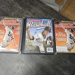 Lot of (3) Tim Lincecum Magazines including 1 Autographed