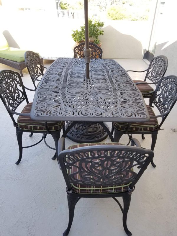 Cast iron patio table set for Sale in Vista, CA OfferUp