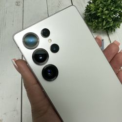 Galaxy S25 Ultra (Unlocked ) 256GB 