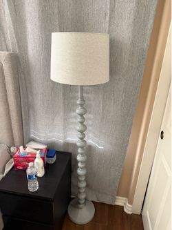 Floor lamp for kids room
