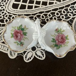 Vintage Double Rose Candy Dish with Gold-Trimmed Scalloped Edges