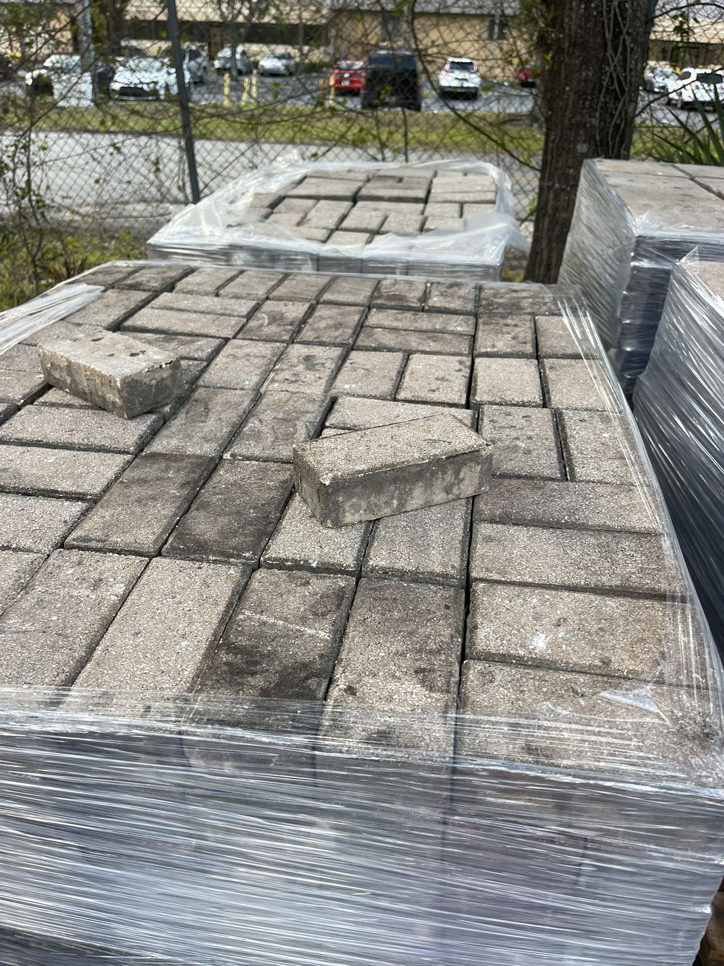 Pavers 12x12—8x8—4x8 Each Pallet 55 Delivery Available for Sale in
