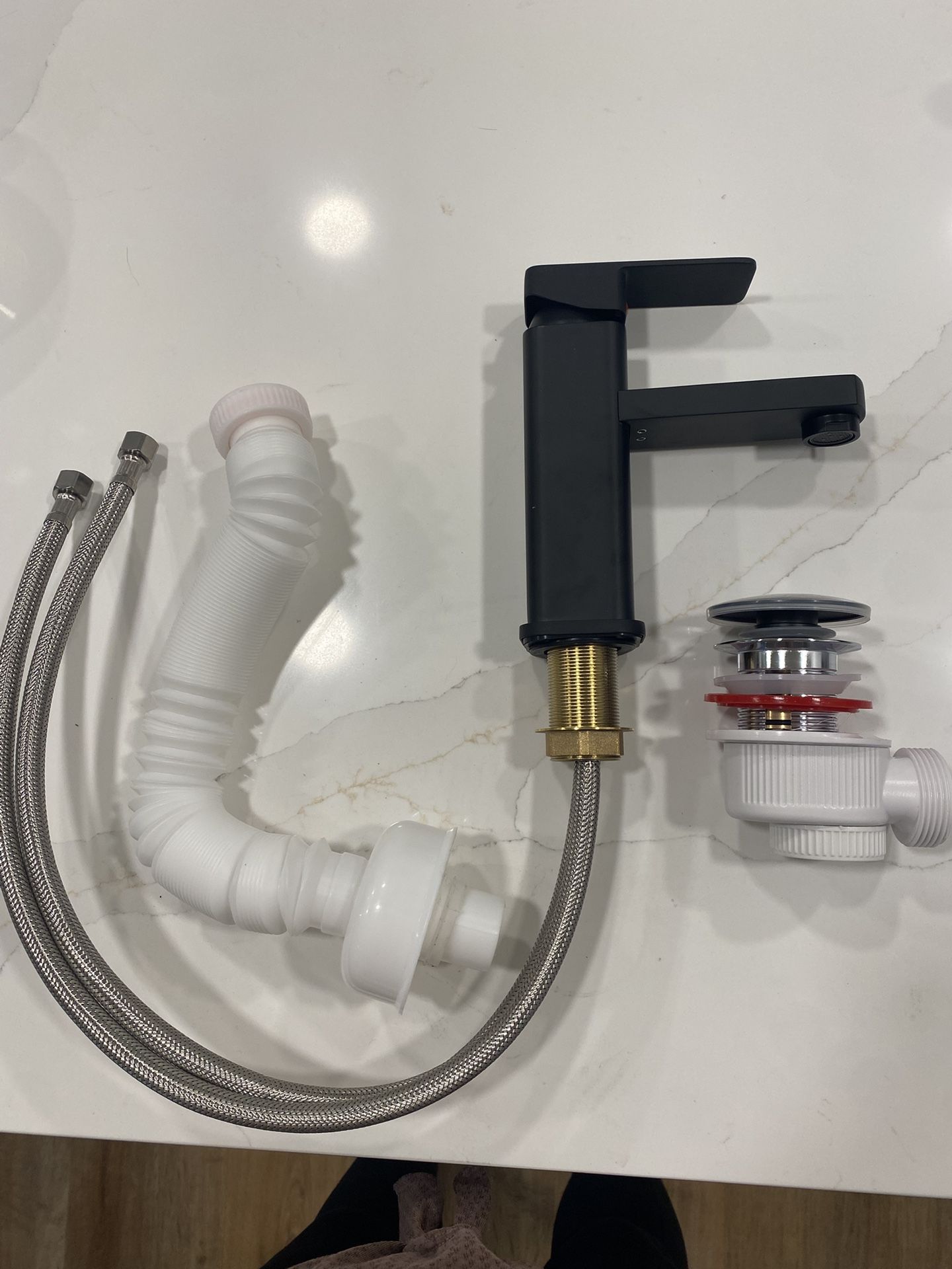 New Black Bathroom Faucet