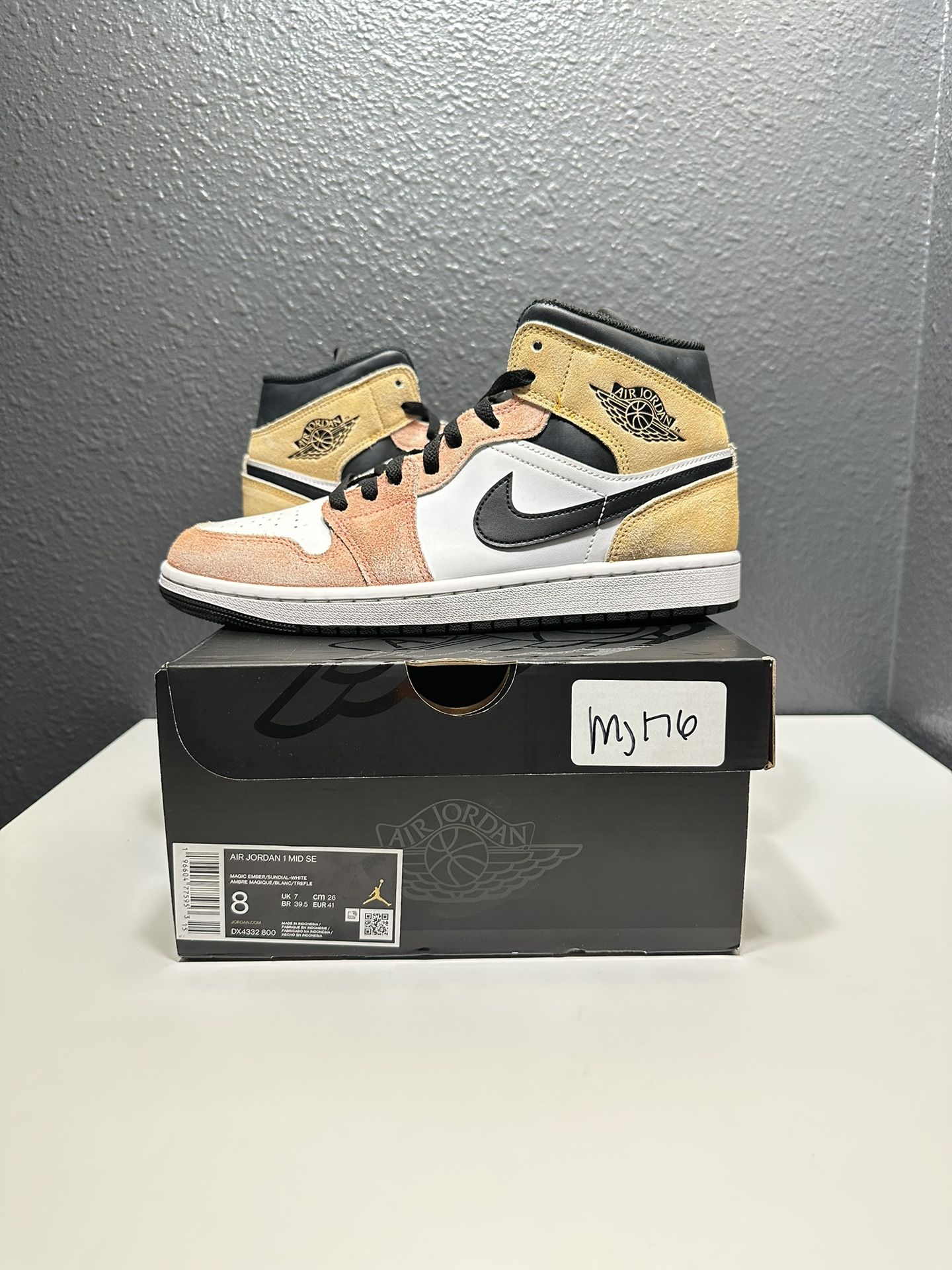 Air Jordan Mid SE Flight Club Size