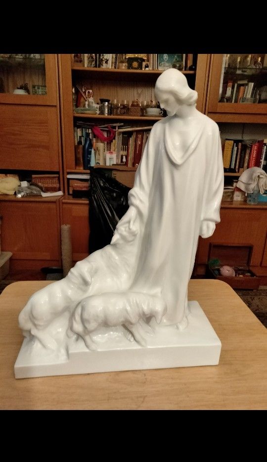 Elegant Religious Herend porcelain statue of Jesus with lambs