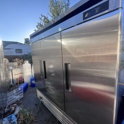 Turbo Air Deluxe Refrigerator 