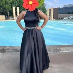 Beautiful Black Prom Dress Size 14 Obo
