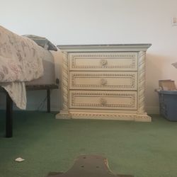 Victorian 3 drawers night table with marble toop