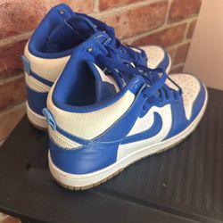 Nike Dunks 