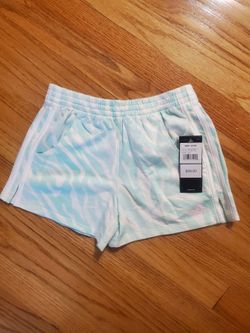 New Girls 7/8 Adidas shorts