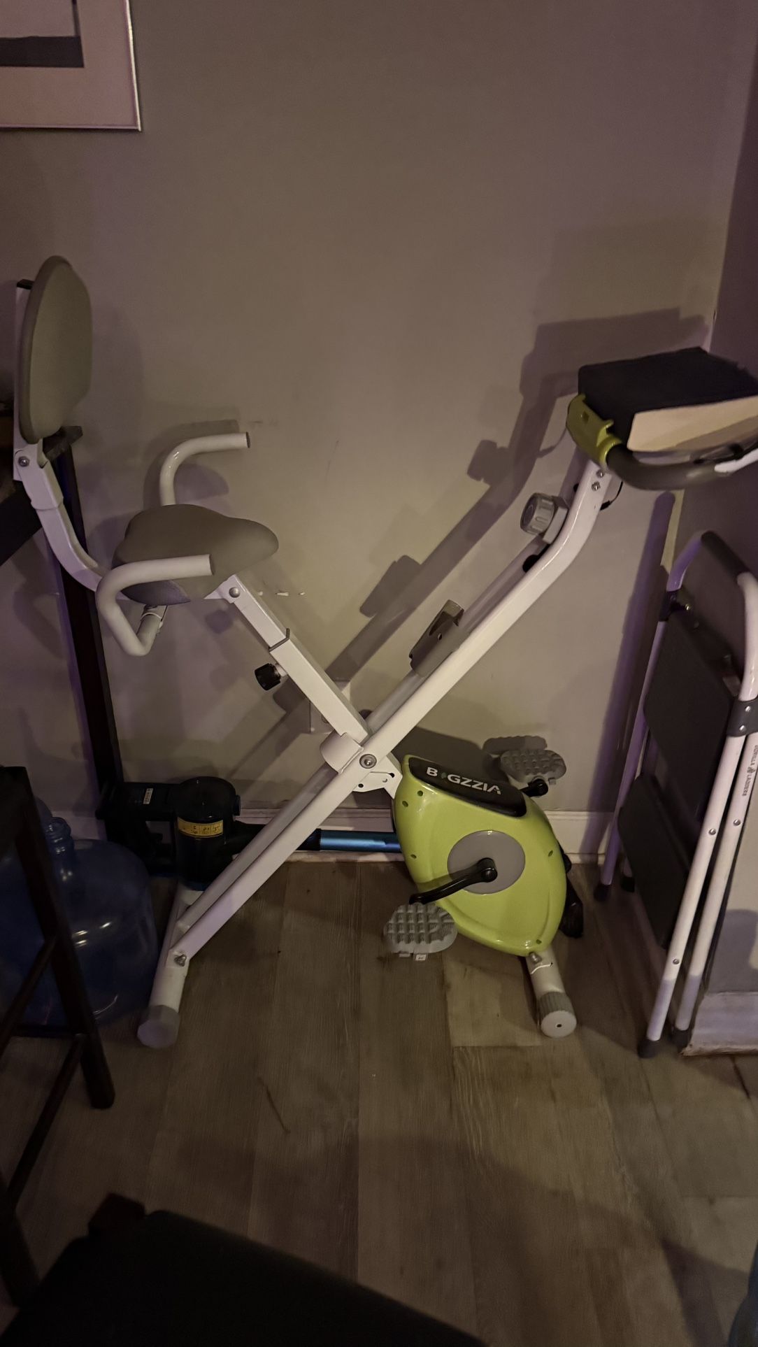 Exercise Bike Foldable And Basic (27606 Pickup) 50$ OBO