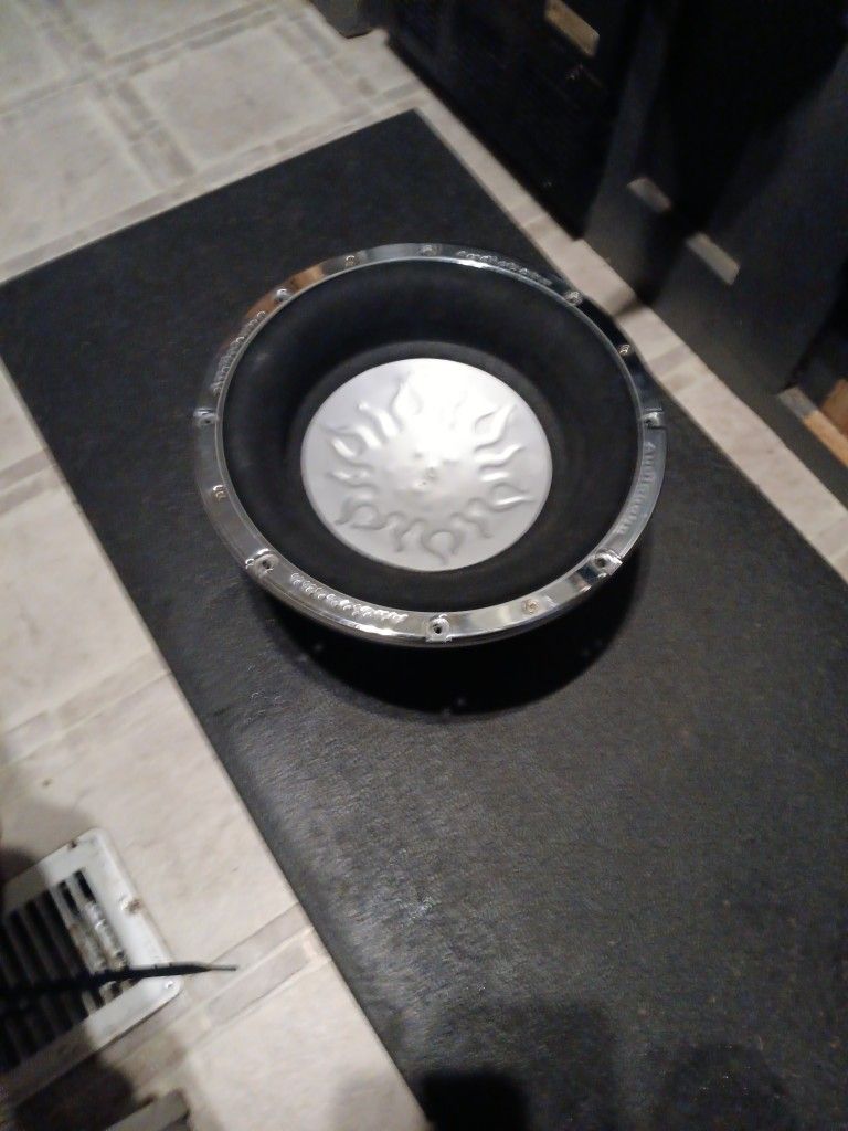 Audiobahn 12 Inch Subwoofer
