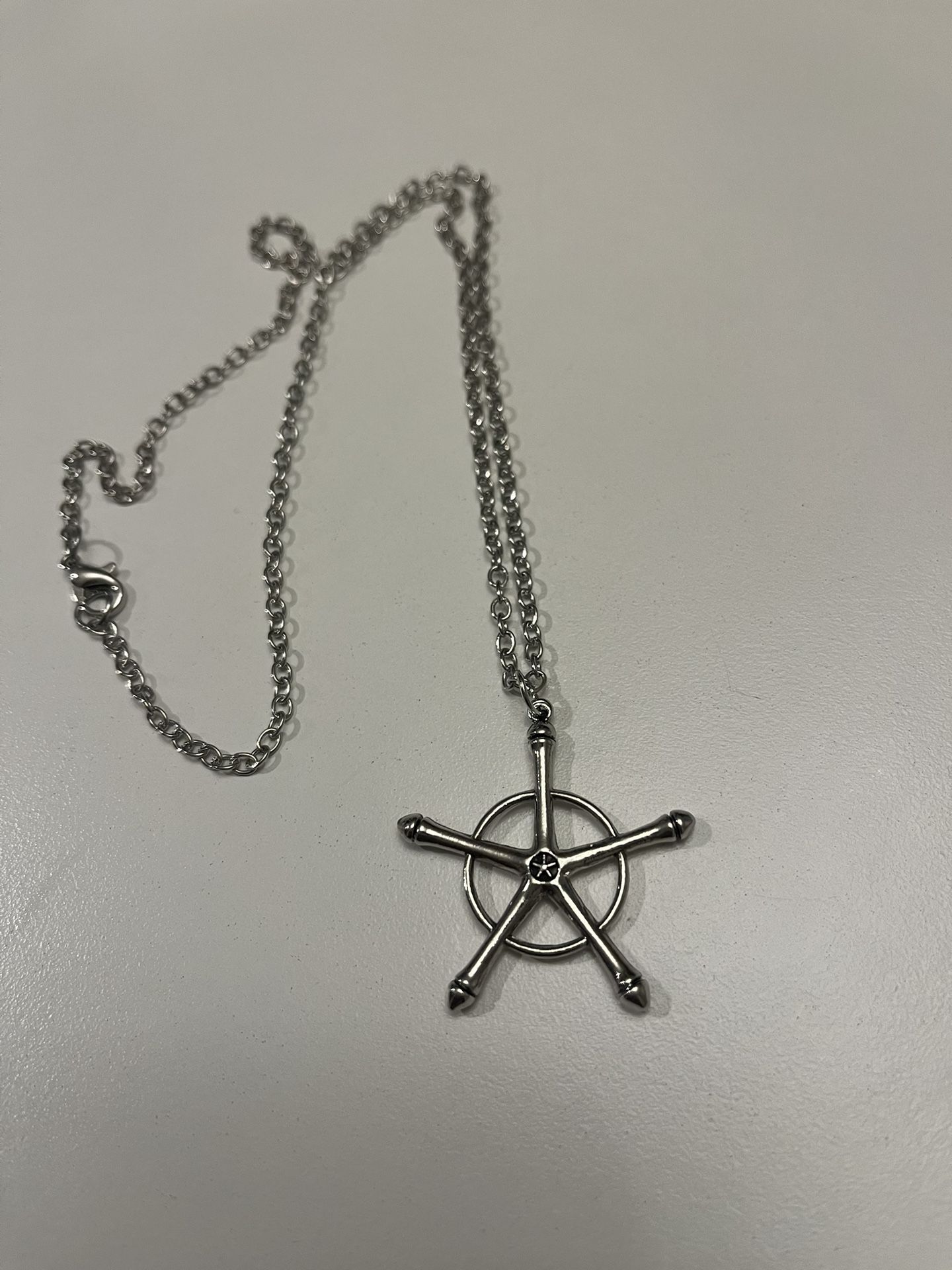 Stainless silver Sailors Wheel Crystal Pendant 20in chain