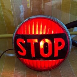 VINTAGE STOP LIGHT