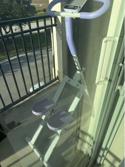 Stair Stepper with handle bars