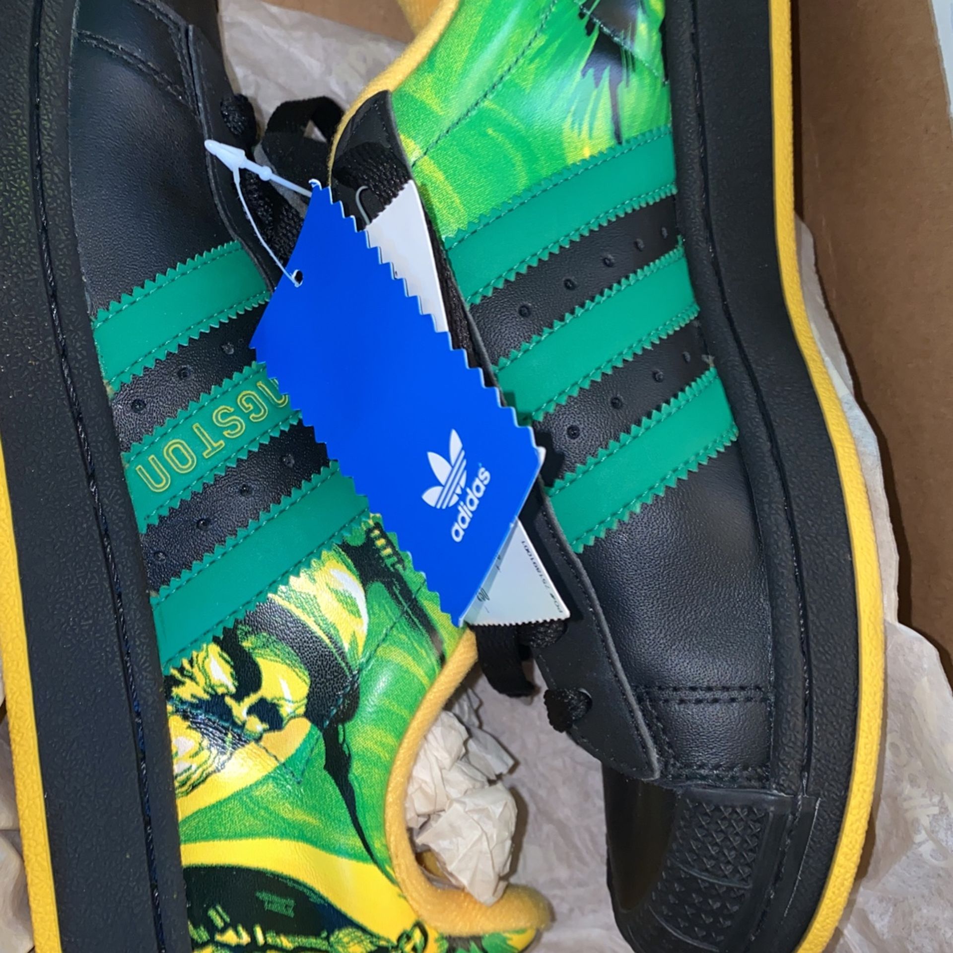 Kingston Adidas (Mens 7) for Sale in Baltimore, MD - OfferUp