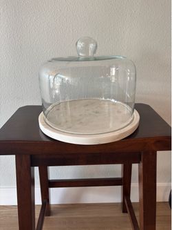 Marble with over cake plate
